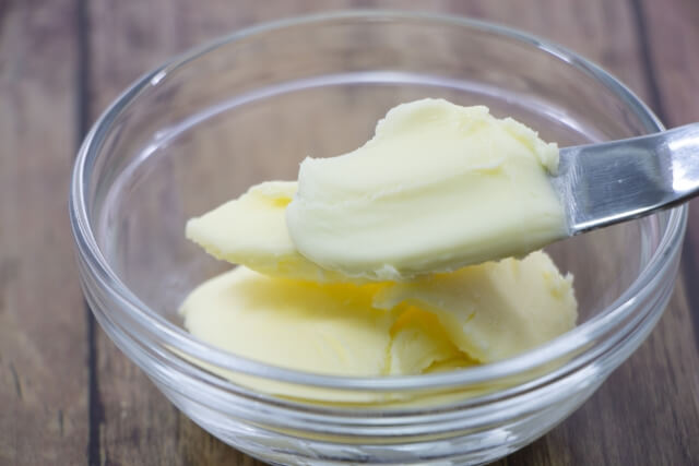 バターが賞味期限切れでも食べられる場合は加熱料理に使用が◎